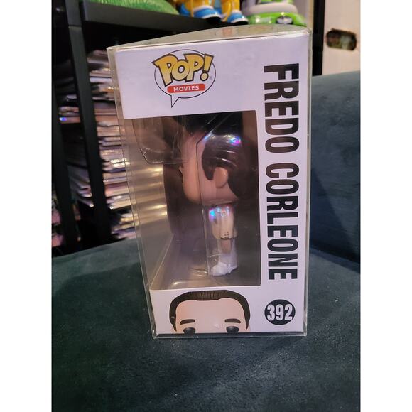 2017 Funko Pop Movies The Godfather Fredo Corleone #392 Vaulted & Protected - Picture 2 of 6
